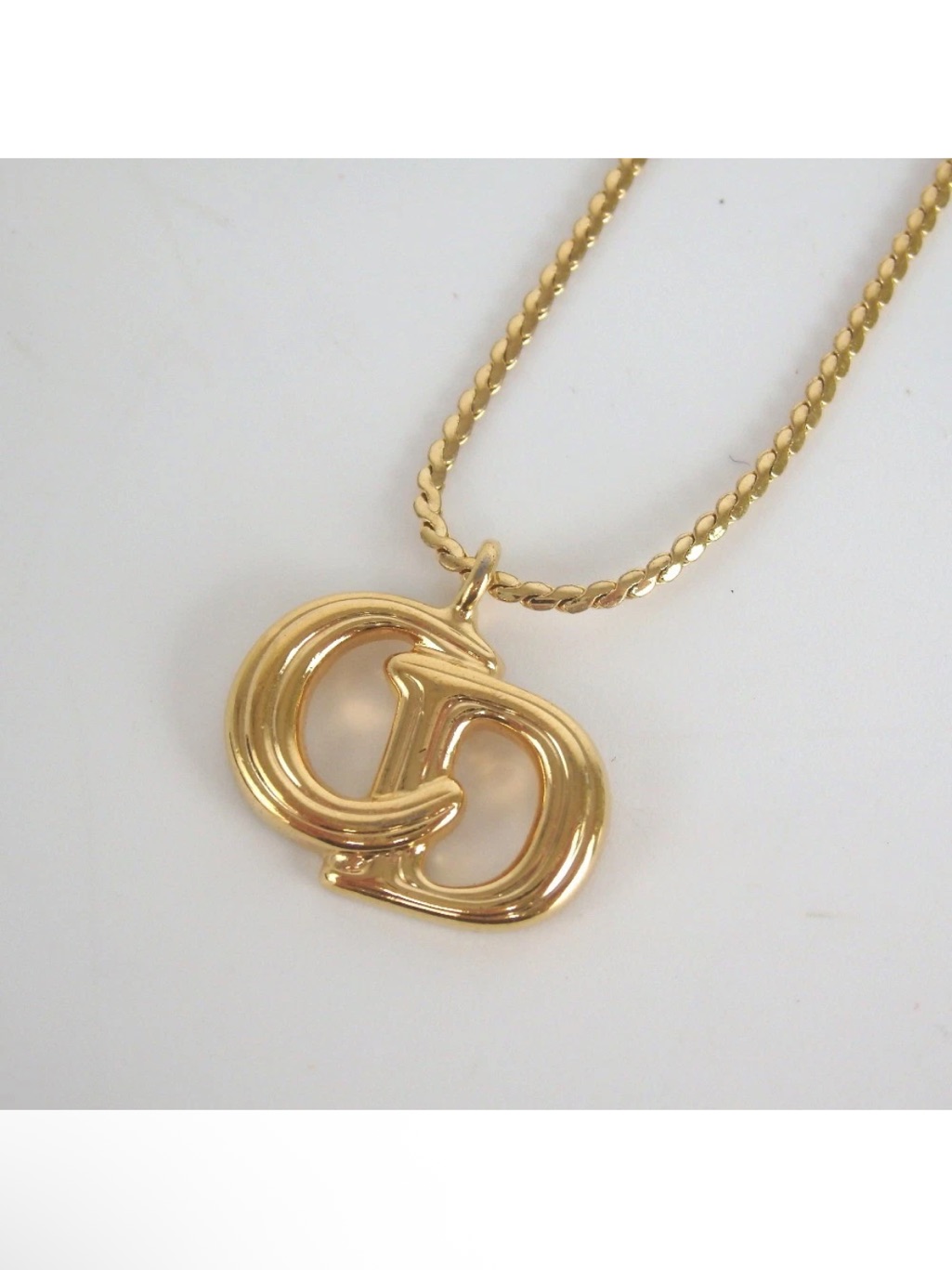 Christian Dior Gold Interlocking Cd Pendant Necklace Euc